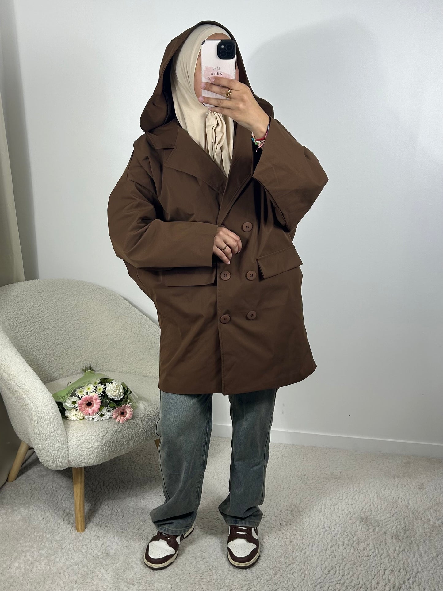 Veste imperméable à capuche marron