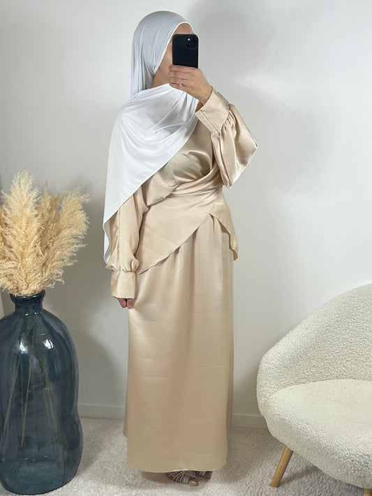 Robe satinée beige