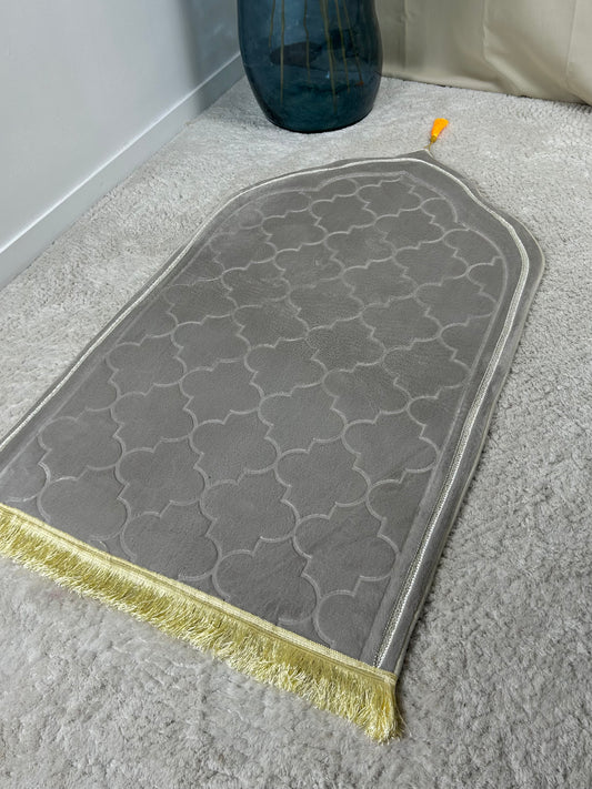 Tapis de prière gris