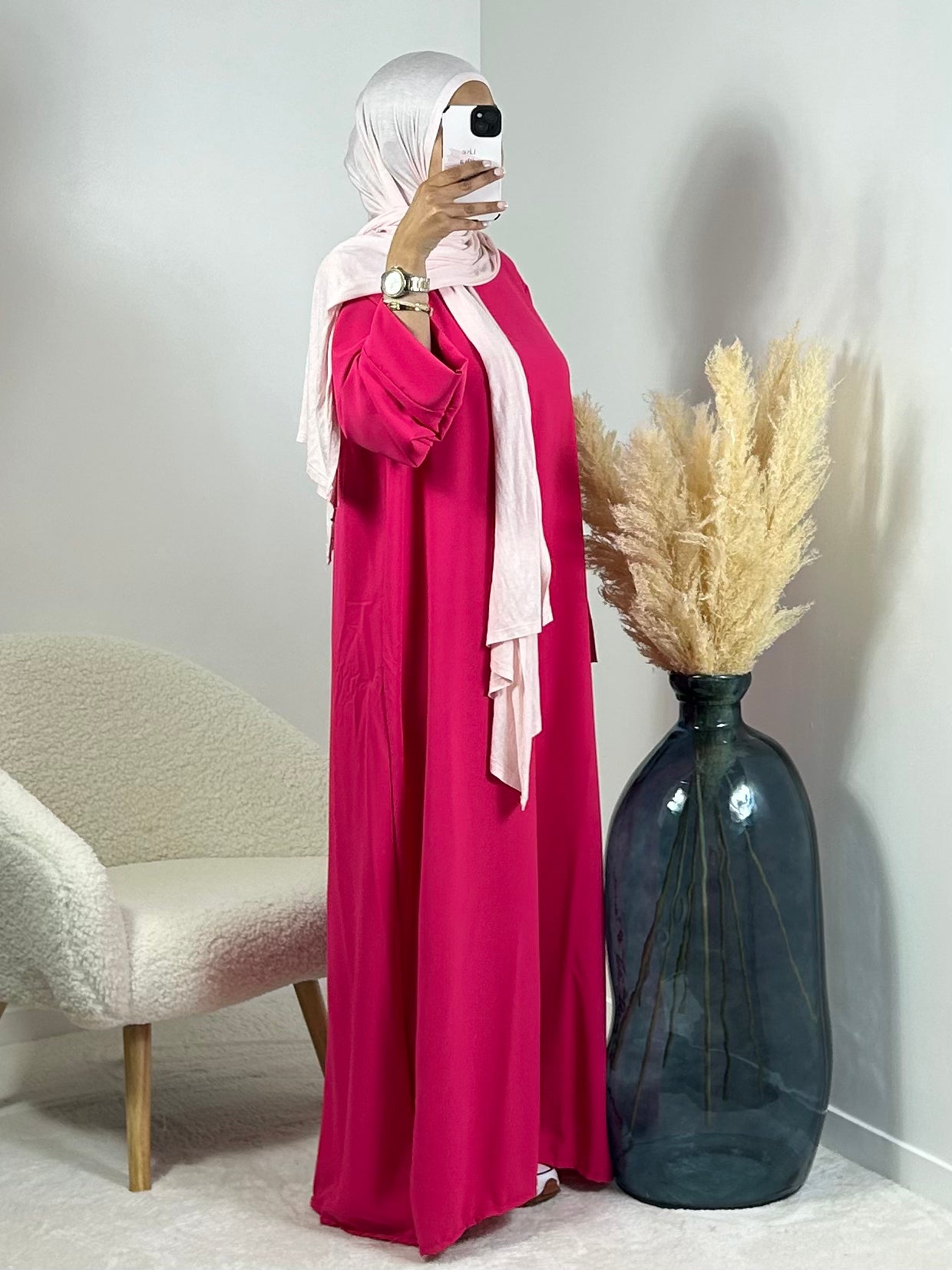 Fuchsia pink abaya