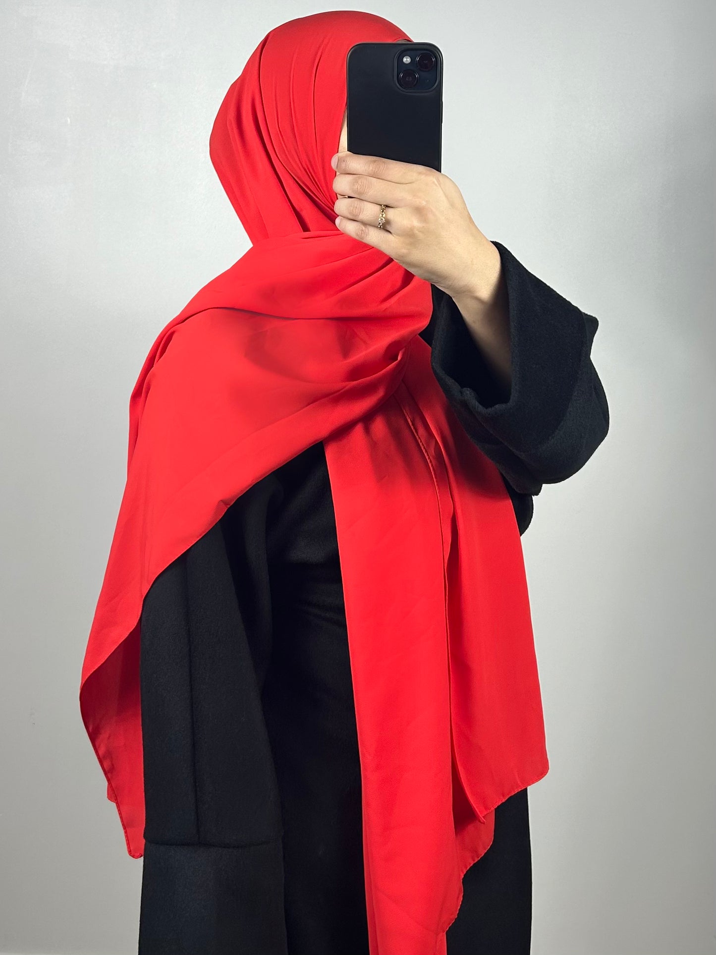 Voile soie de médine rouge